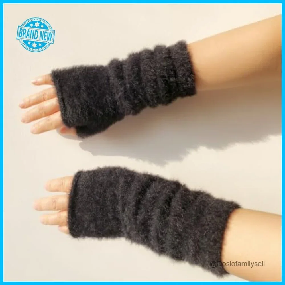 Fingerless Knit Arm Warmers Mink-Like Yarn Thumb Hole Y2K Wrist Sleeves